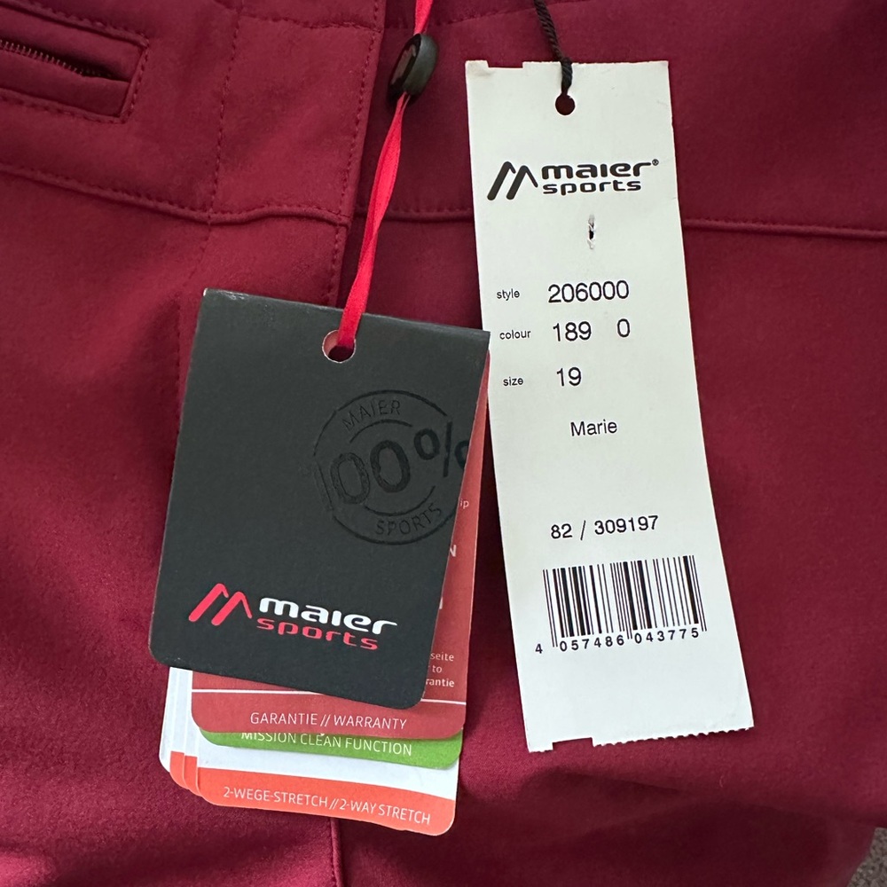 Women's Red Jacket - Picture 4 of 4